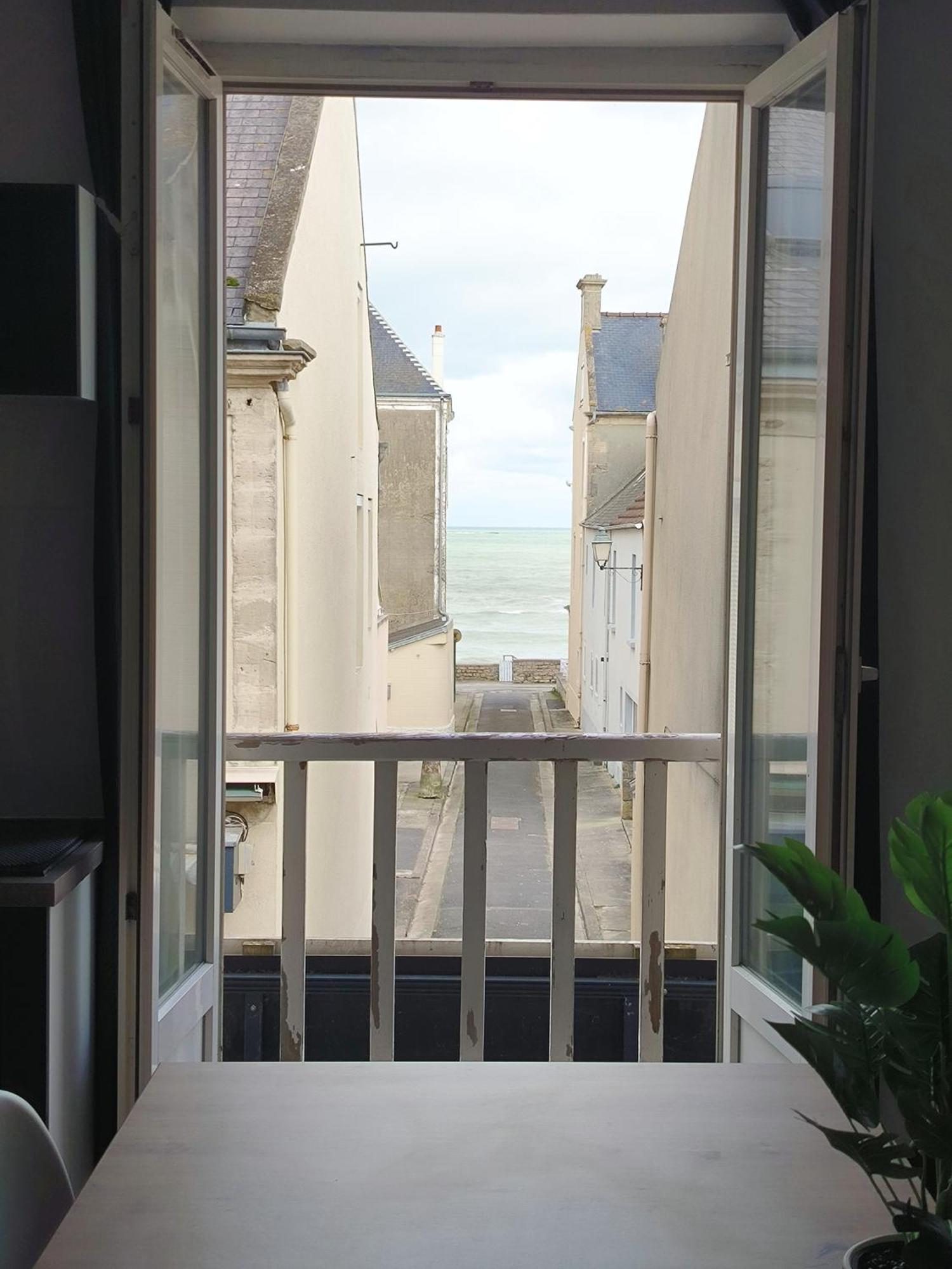 Appartement Le Rivage Bleu à Arromanches-les-Bains Extérieur photo